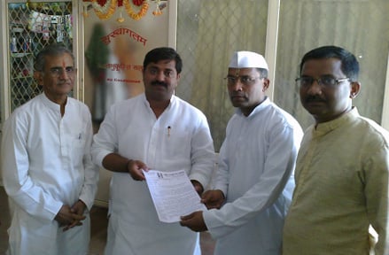 HJS activists submitting representation to MLA Mr. Ram Kadam